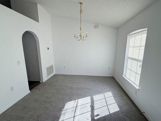 Photo - Beautiful 3 Bedroom, 2 Bathroom Home with Upgrades Throughout