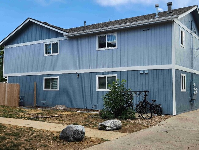 Photo - 945 30th St A,B,C,D C