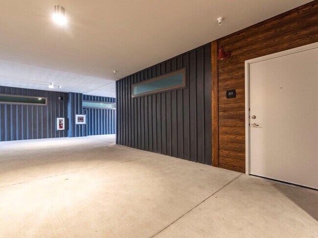 Photo - 4361 S Congress Ave Unidad 311 Rental