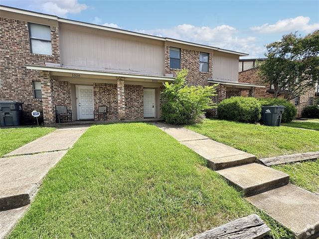 Building Photo - 1024 Southmoor Dr Rental