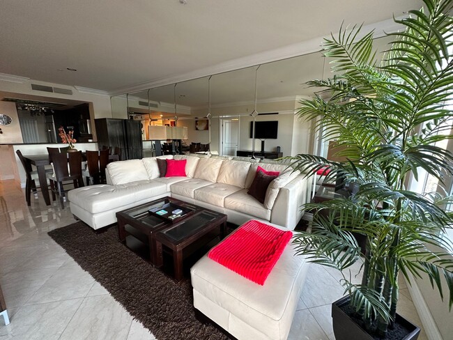 MERIDIAN 2 BDR /2 BATH FURNISHED LUXURY C... - MERIDIAN 2 BDR /2 BATH  FURNISHED LUXURY C... Casa