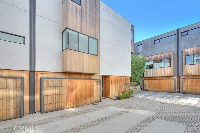 Photo - 1825 N Kenmore Ave