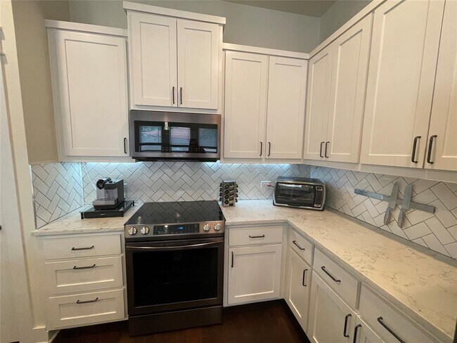 Photo - 13501 Metric Blvd Unit 45