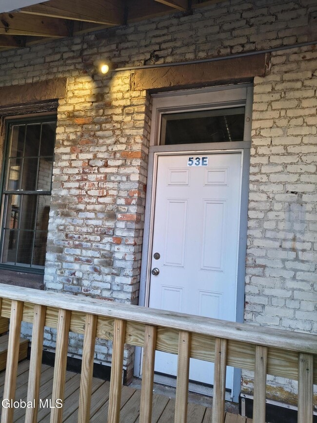 Building Photo - 53-55-55 Congress St Unit 53E