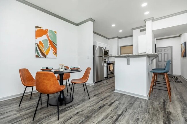 Building Photo - 9914 Military Dr W Unit 0318 Rental