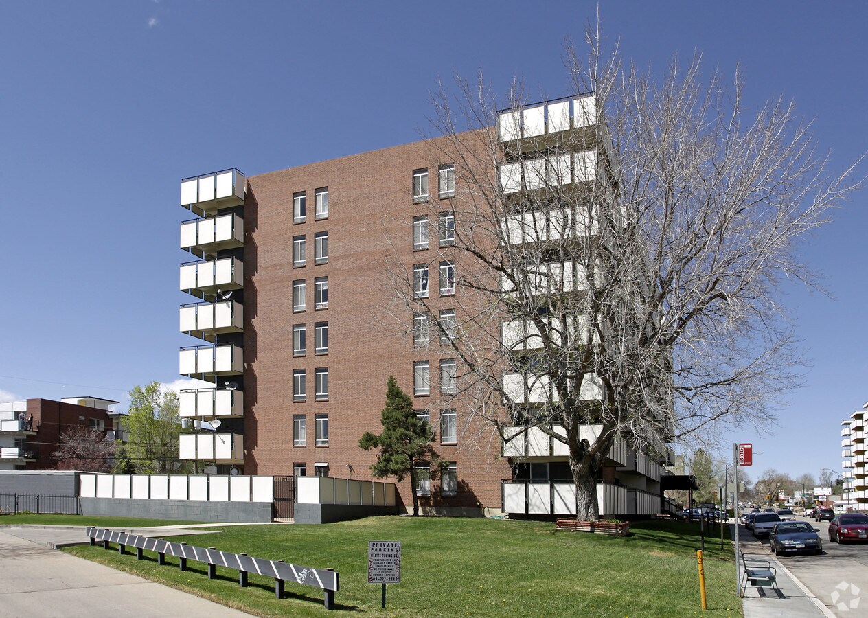 The Carriage House - The Carriage House