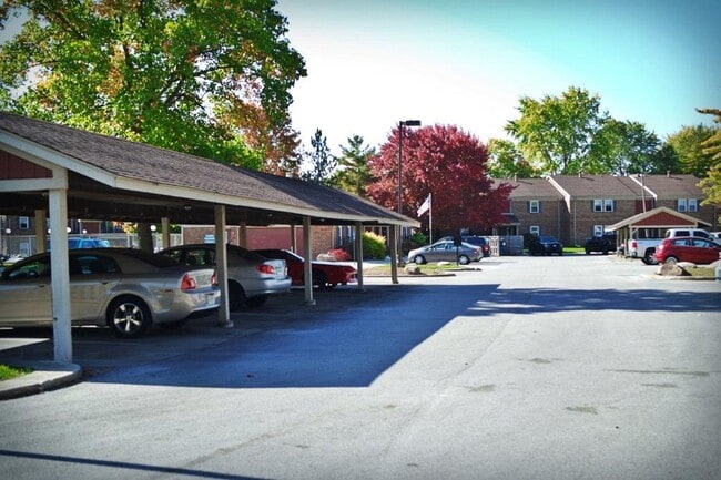 Fox Acres Apartments