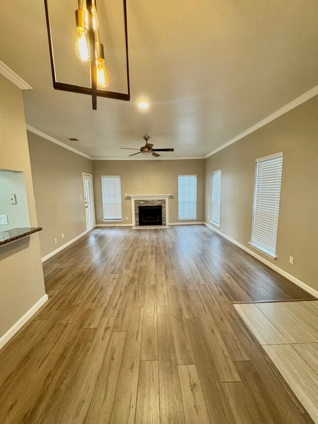 Photo - 11839 Parliament St Unit 624