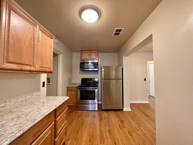 Photo - 1845 Brown St Unidad A