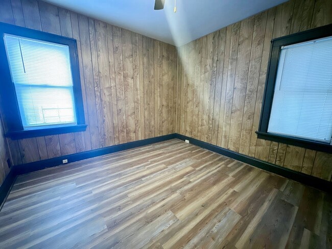 Photo - 830-832 W Nash St. (Duplex) Unit 830