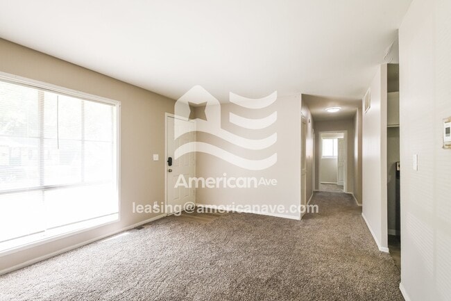 Photo - 3967 Downes Dr