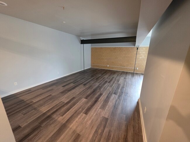 117 West St Unit 208