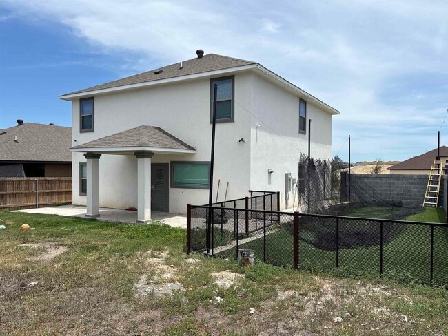 Photo - 402 Placido Dr