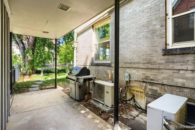 Photo - 1000 E 7th Ave