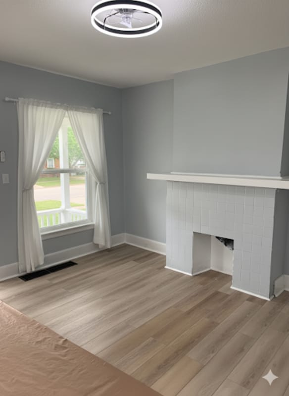 Photo - 132 Wroe Ave