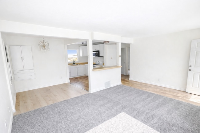 Photo - Lovely Home Located in East Provo.