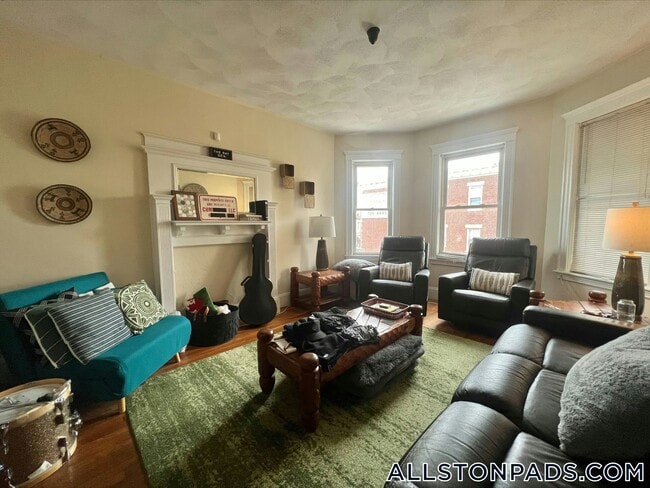 Photo - 5 Harvard Terrace Unit 2