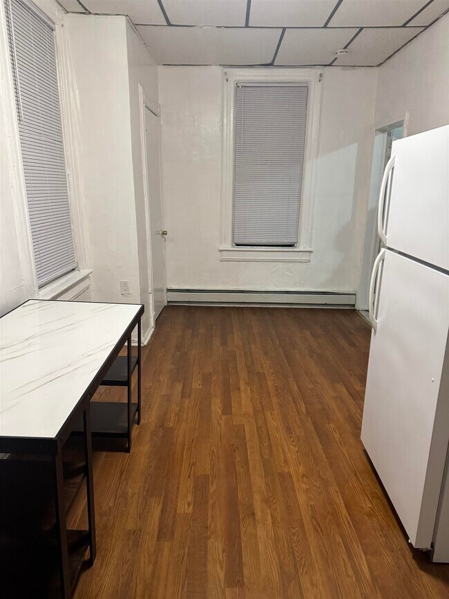 Photo - 1604 Central Ave