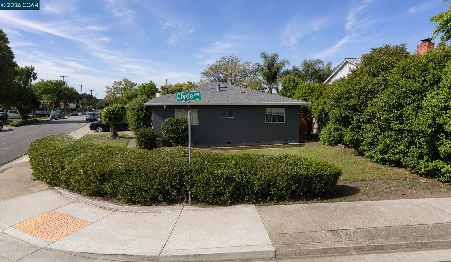 Photo - 2859 Foskett Ave