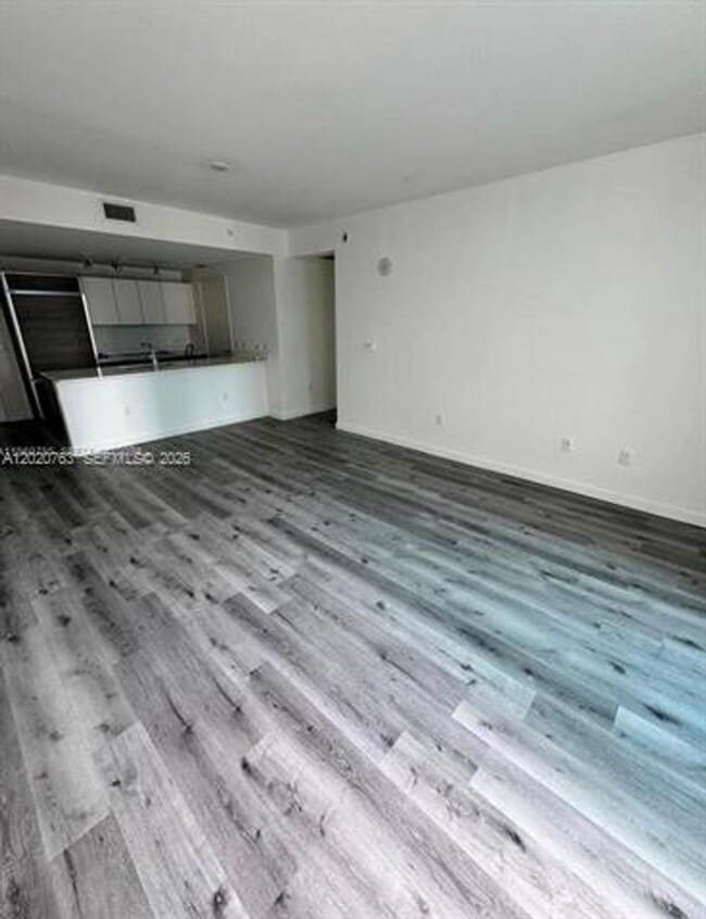 Photo - 1100 S Miami Ave Unidad 1100 S Miami Ave # 2409