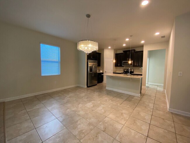 Photo - Spacious 4-Bedroom Home in Prime Winter Ga...