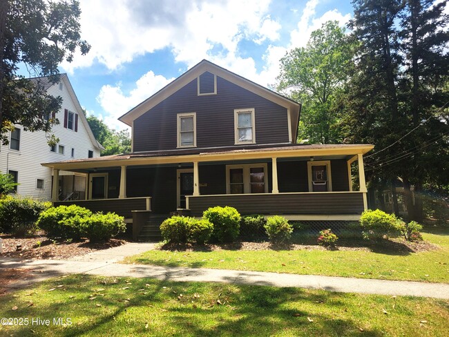 Photo - 220 E Vermont Ave Townhome