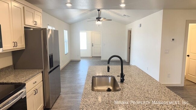 Photo - 8005 Date Ave