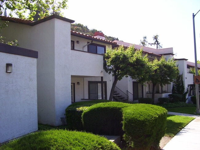 Building Photo - 5006 Collwood Way Unit 92