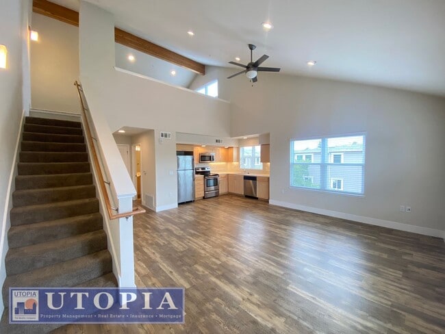 Photo - 716 Darwin St Unit 306
