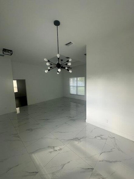 Photo - 1726 SW California Blvd