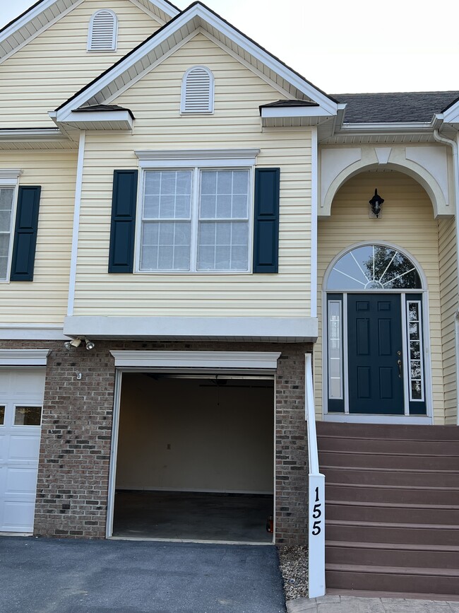 Photo - 155 Chelsea Cir