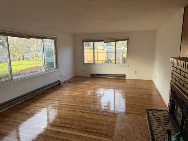 Photo - 3525 River Rd