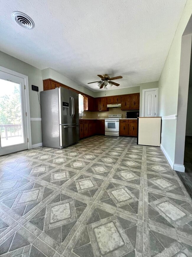 Photo - 41 Todd Blvd