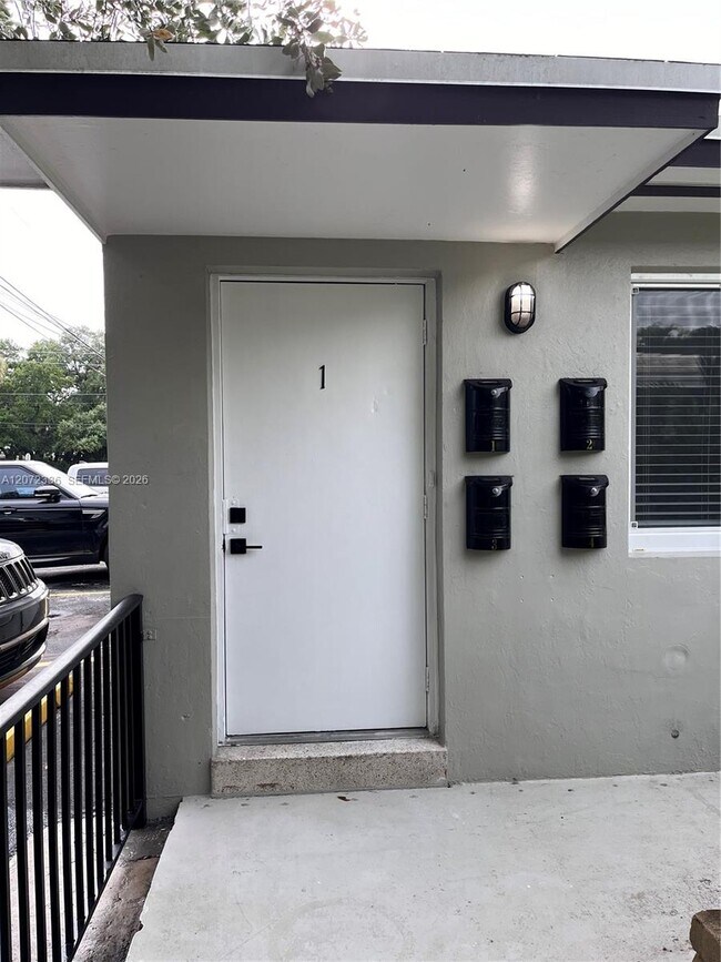 Photo - 1015 W Las Olas Blvd Unit 1