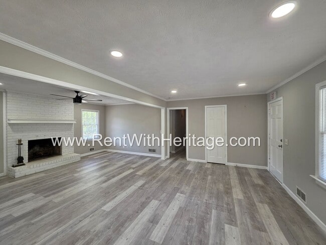 Photo - 7016 Skyline Dr