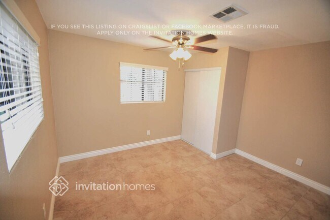 Photo - 3231 E Granada Rd