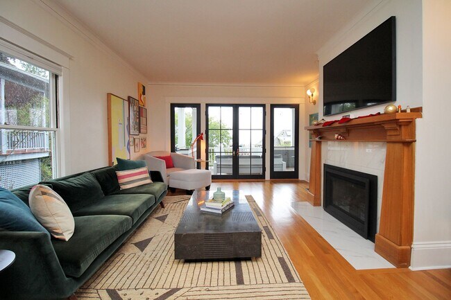 Photo - 3309 NW Thurman St