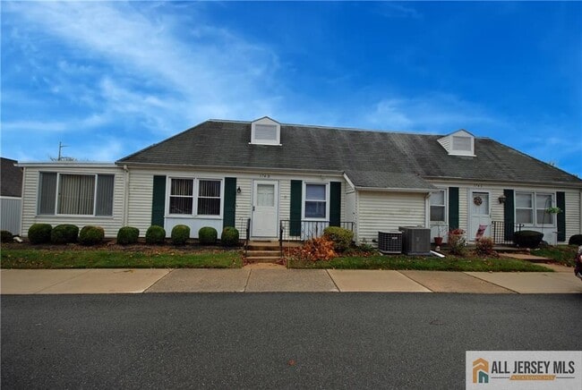 Building Photo - 174A Portland Ln Unit 174D