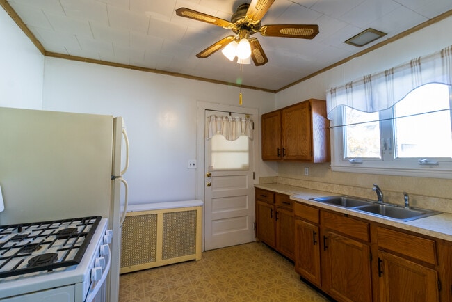 Photo - 16 Smith St Unit 2