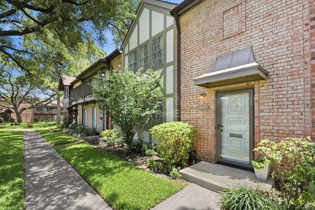 Photo - 2275 Triway Ln