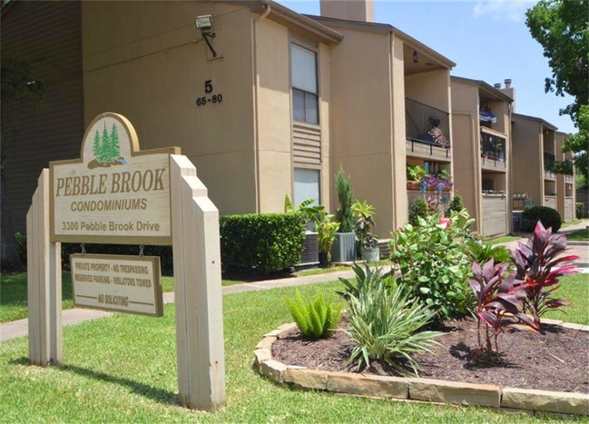 Photo - 3300 Pebblebrook Dr Condominio Unidad 74