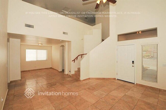 Photo - 7111 N 77th Dr