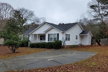 Photo - 361 Chickadee Ln