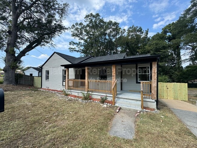 Photo - 431 North Marietta Pkwy NE