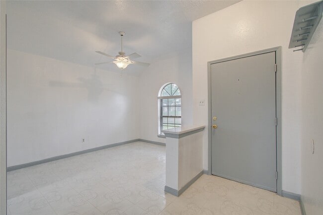 Photo - 2538 Knights Cir