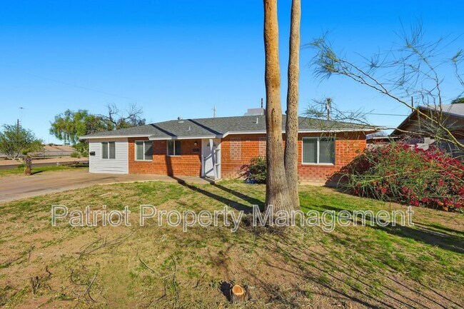 Photo - 4614 E Pierce St