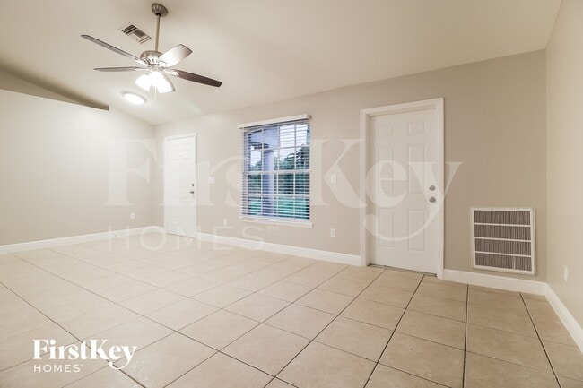 Photo - 3707 7th St W