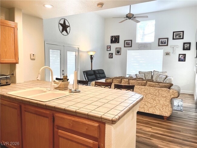 Photo - 1401 Beaver Spring St