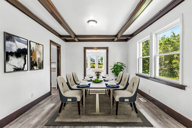 Photo - 330 Westminster St