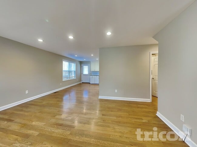 Photo - 1026 Chelsea Dr